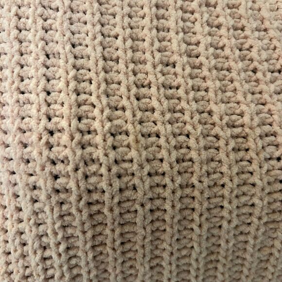 Double Zero Chunky Frayed Cropped Oversized‎ Sweater Size Medium Blush Pink - Picture 3 of 8